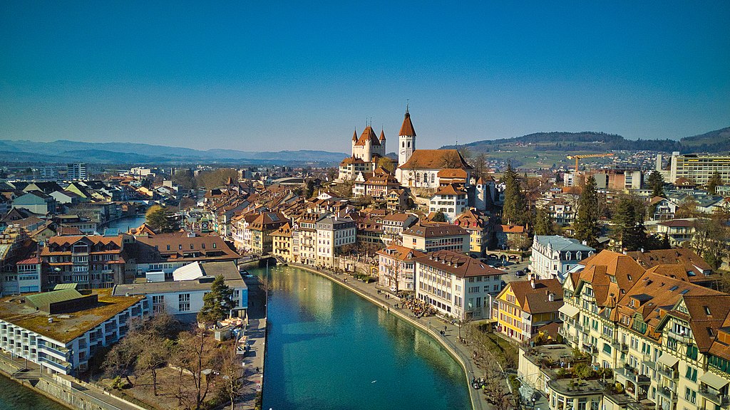 Foto di Daniel Reust | CC-BY-4.0 Festa del formaggio a Thun in Trenino Verde delle Alpi